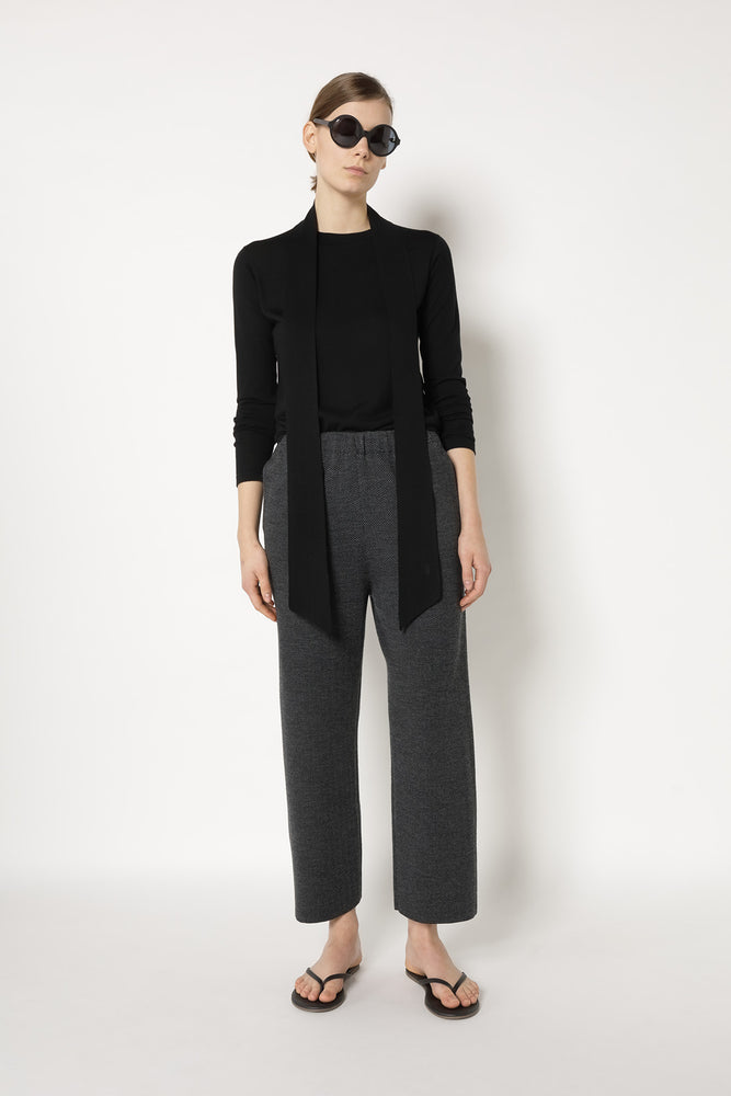 extrafine fitted crew jumper