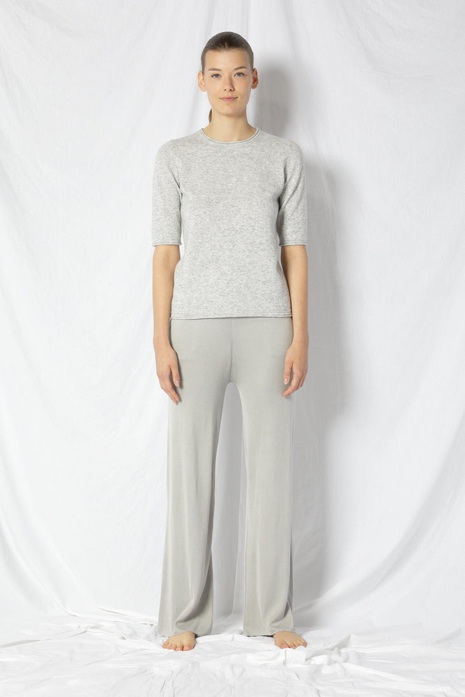 blurry fine crew jumper