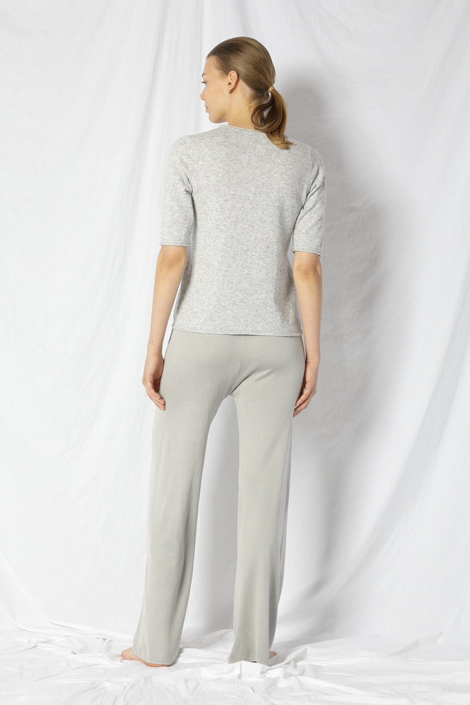 blurry fine crew jumper