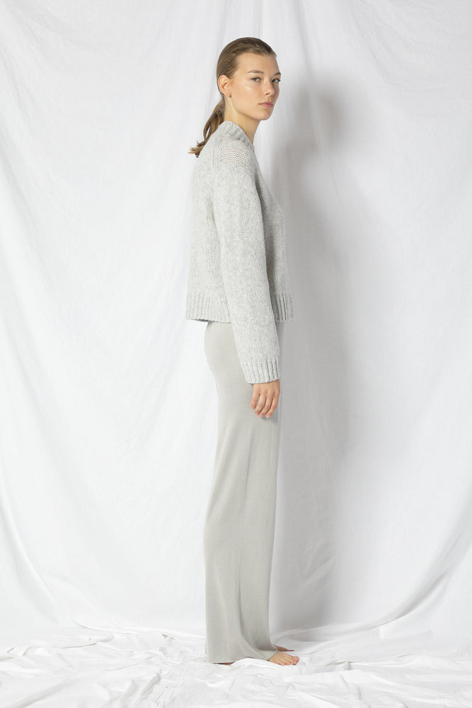 blurry chunky jumper