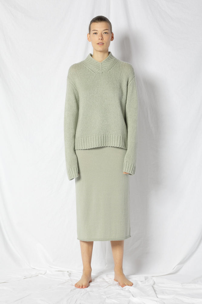 blurry chunky jumper