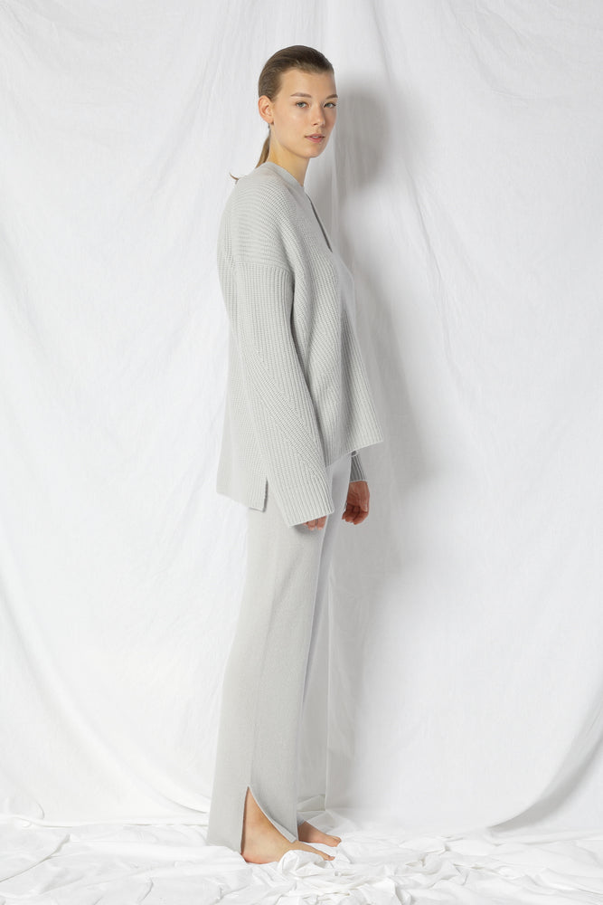 pure icon rib V jumper