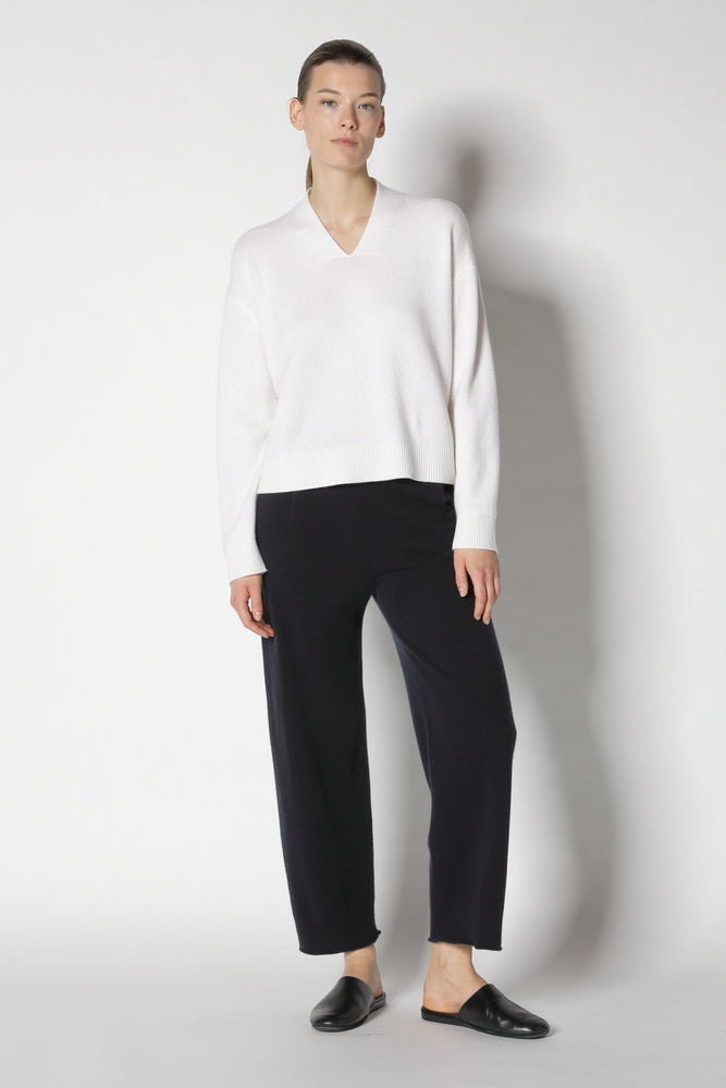 pure cropped V jumper