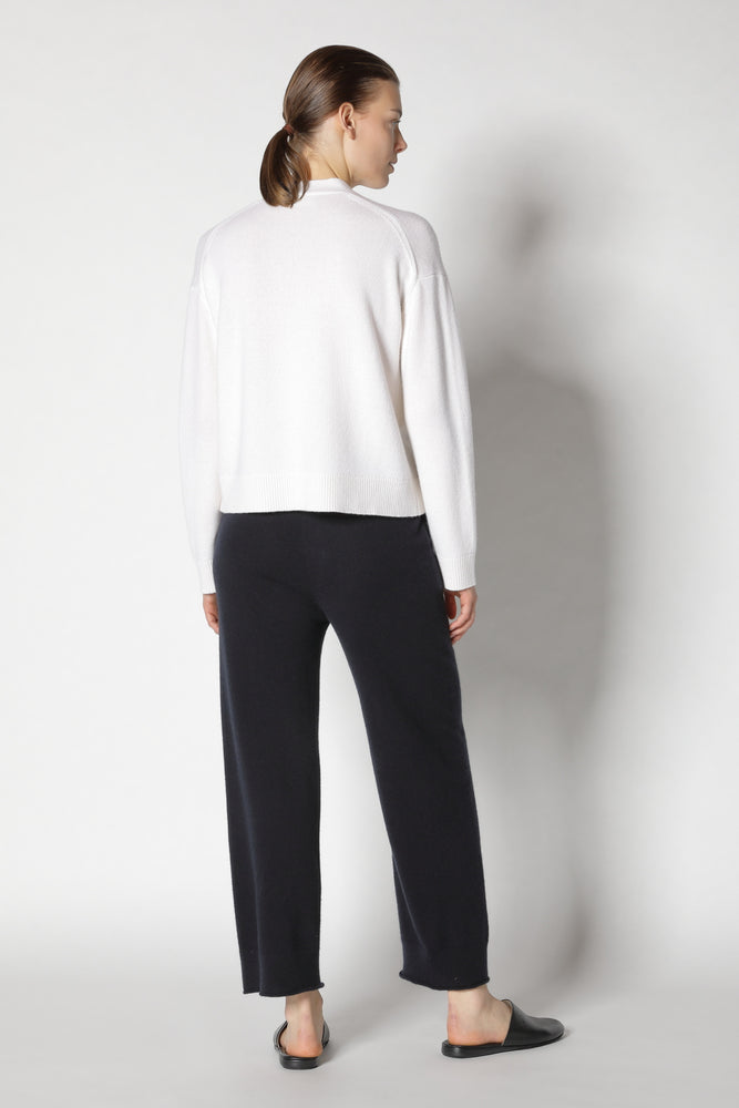 pure cropped V jumper