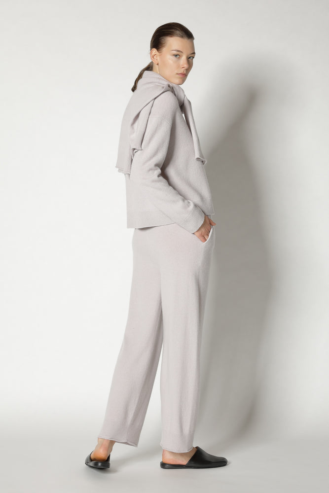 pure cropped V jumper