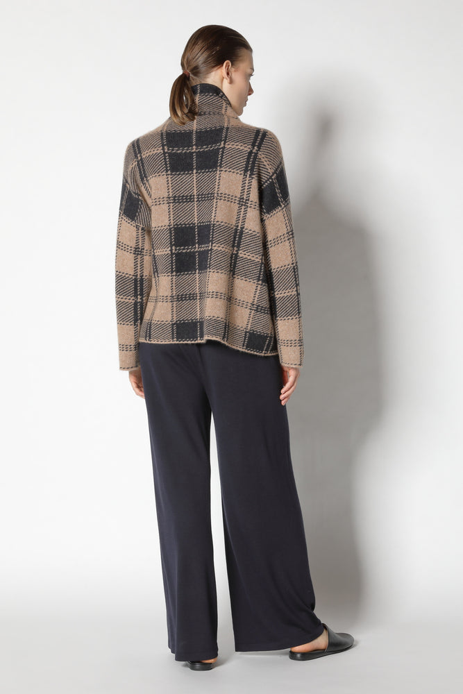pure & fluffy checked turtle jumper