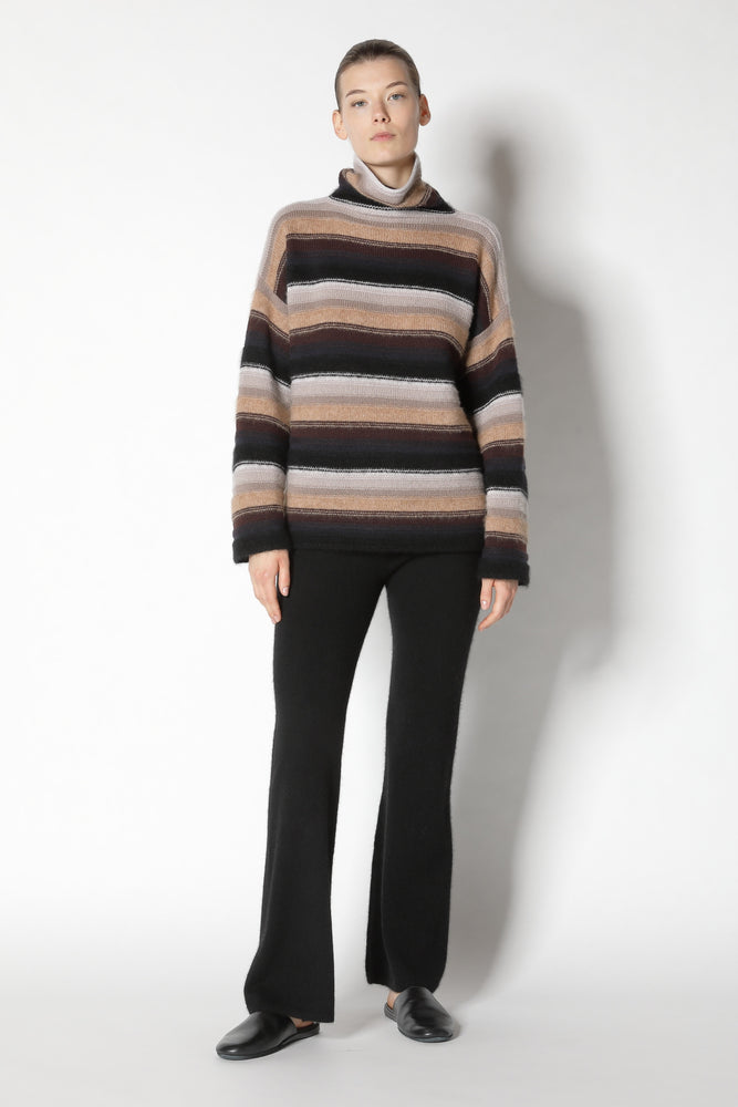 pure & fluffy striped turtle