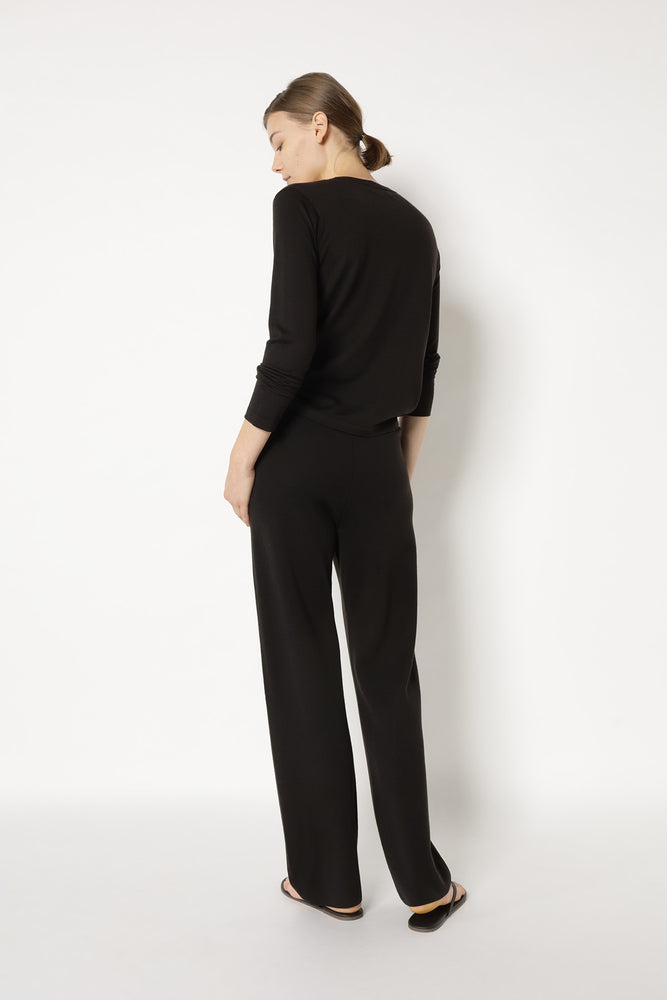 extrafine fitted crew jumper