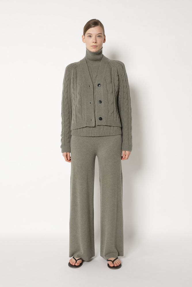 pure chunky cable cardi