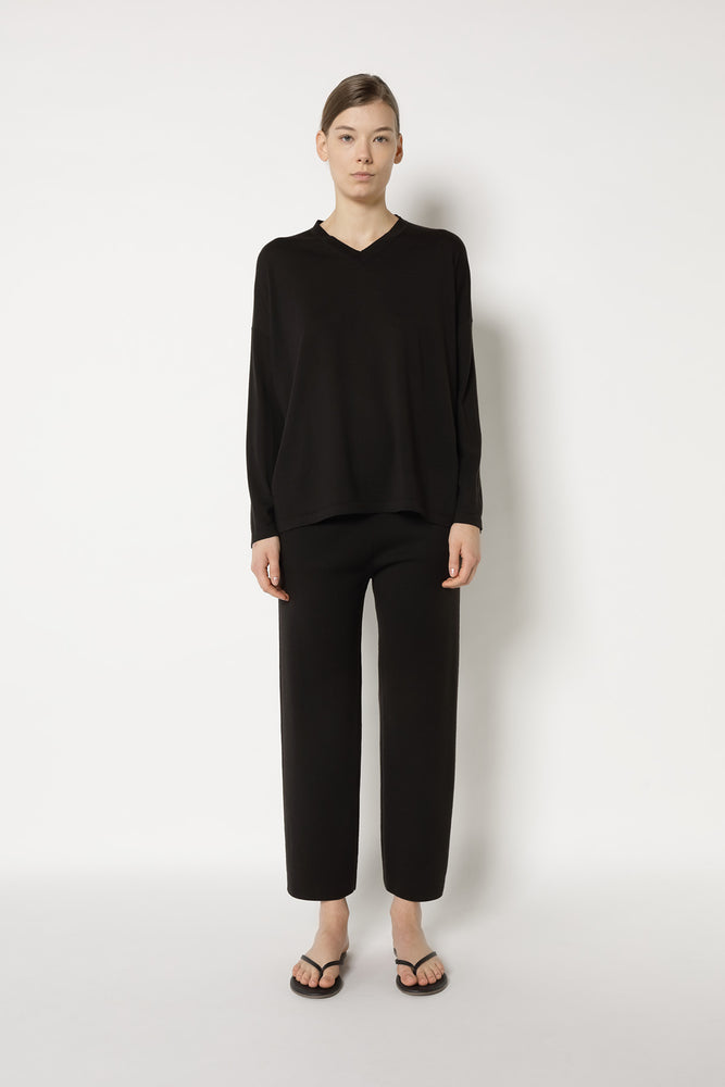 extrafine relaxed V jumper