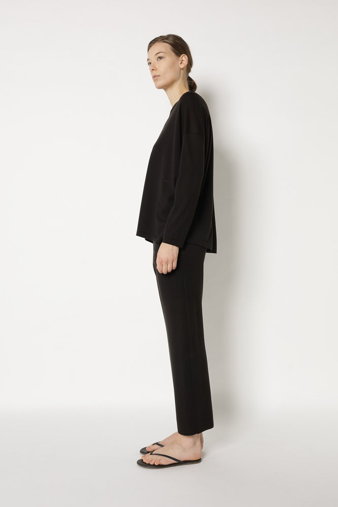 extrafine relaxed V jumper