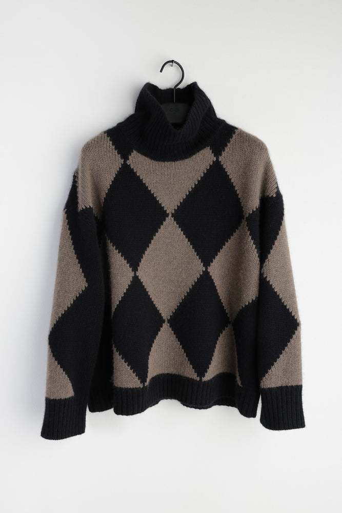 comfy argyle intarsia jumper
