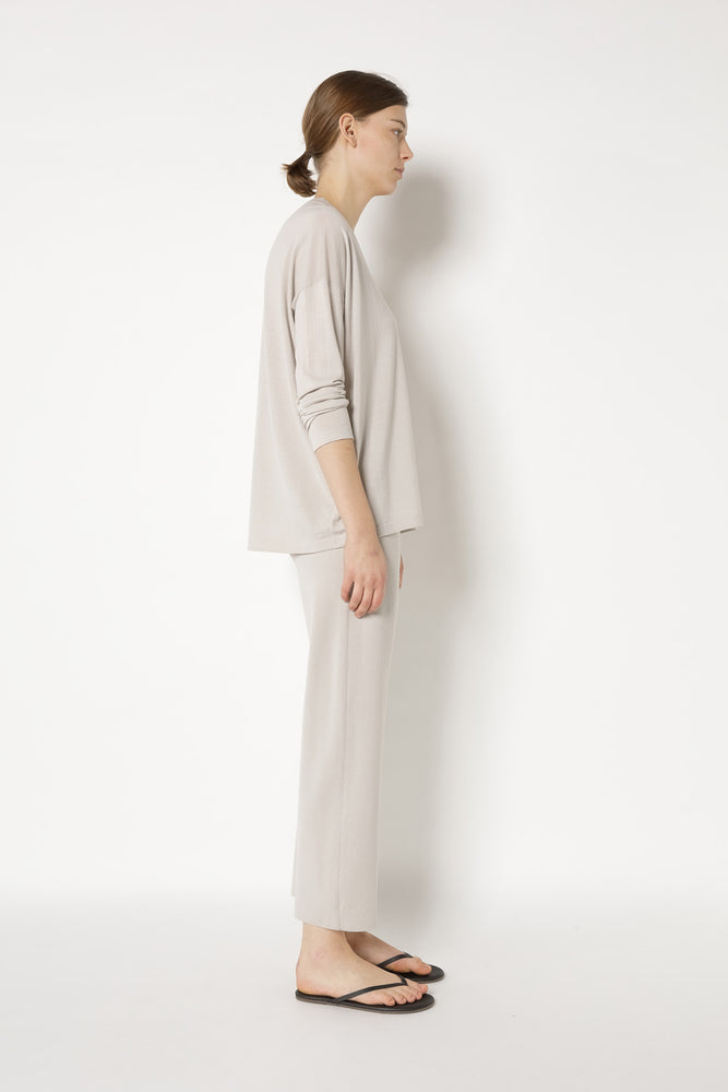 extrafine relaxed V jumper