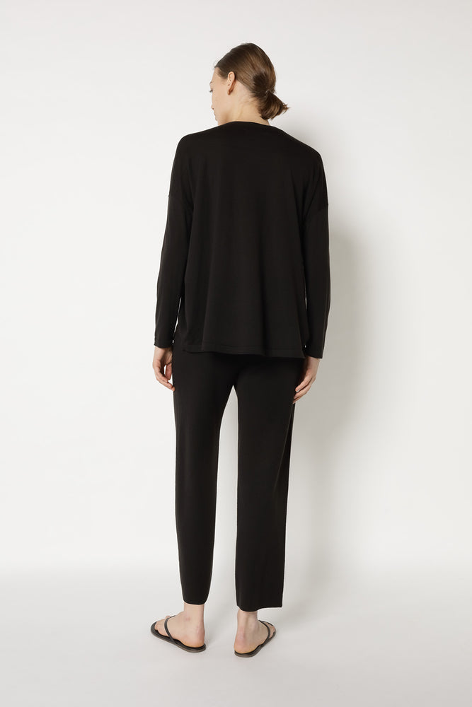 extrafine relaxed V jumper